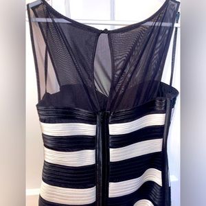 BCBG two tone black and white shirt fitted dress. Size 12